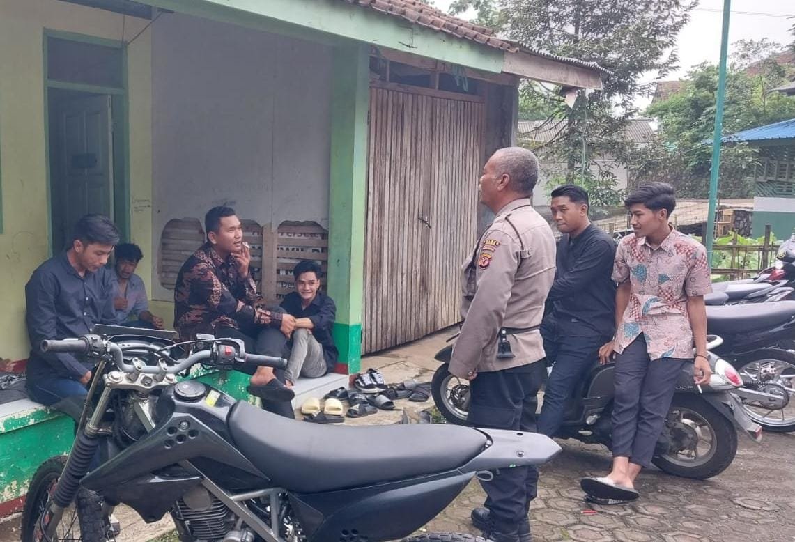 Perkuat Sinergitas, Polsek Panumbangan Polres Ciamis Koorkom Kamtibmas ke Warga Kaum