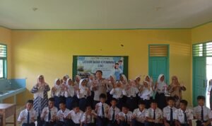 Polsek Cipaku Polres Ciamis Datangi SMPN 3 Cipaku Beri Binluh Bahaya Kenakalan Remaja ke Siswa