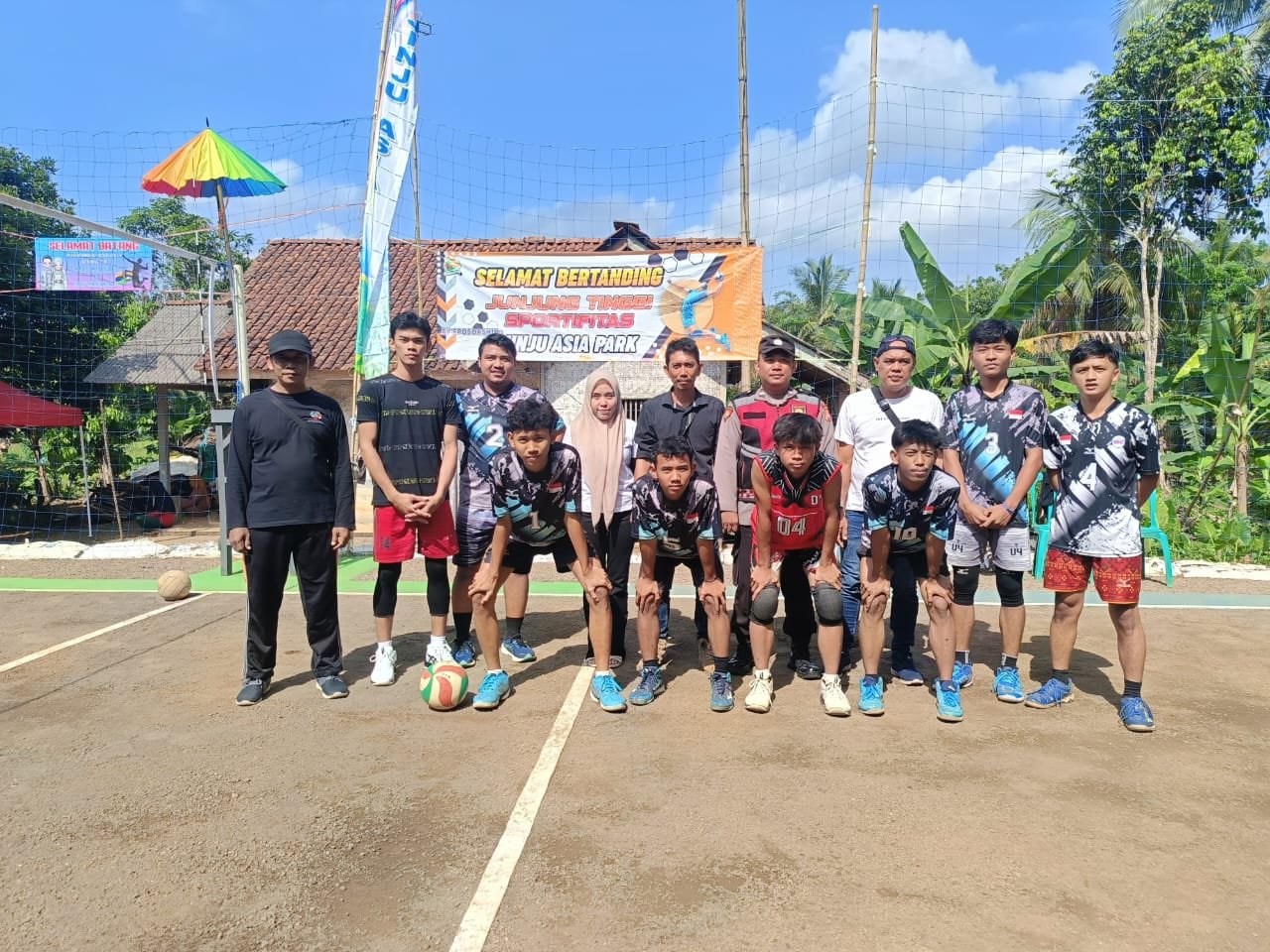 Ops Mantap Praja Polsek Cisaga Polres Ciamis Cooling System Saat Turnamen Bola Voli