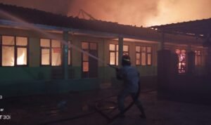 SDN 2 Kujang- Cikoneng Dilalap Sijago Merah, 7 Ruang Kelas Terbakar SDN 2 Kujang- Cikoneng Dilalap Sijago Merah, 7 Ruang Kelas Terbakar