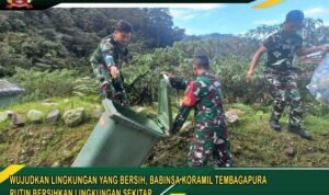 WUJUDKAN LINGKUNGAN YANG BERSIH, BABINSA KORAMIL PERSONEL KORAMIL TEMBAGAPURA RUTIN BERSIHKAN LINGKUNGAN SEKITAR