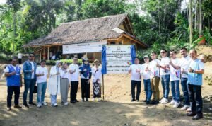 PT PLN (Persero) UP3 Tasikmalaya Resmikan Kampung Token di Dusun Adat Kampung Kuta Sebagai Bentuk Peran BUMN Dalam Memperingati Hari Sumpah Pemuda