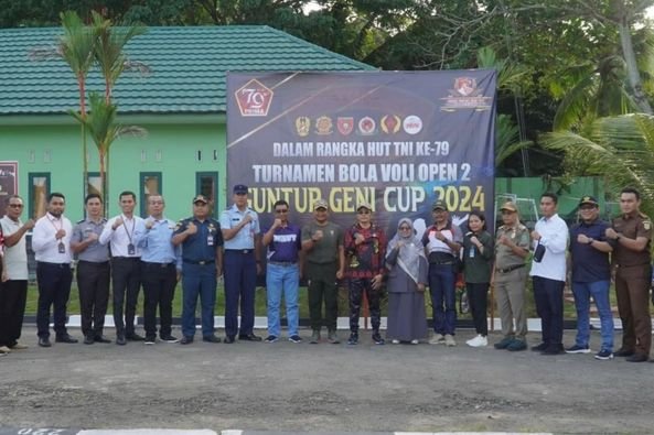 Turnamen Voli Guntur Geni Cup, Satgas Yonarmed 11 Kostrad Hadirkan Euforia HUT TNI ke-79 di Perbatasan