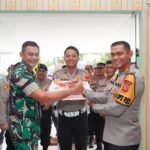 Sinergitas TNI-Polri, Kapolres Ciamis Berikan Kejutan kepada Dandim 0613 dalam Rangka HUT TNI ke-79 Sinergitas TNI-Polri, Kapolres Ciamis Berikan Kejutan kepada Dandim 0613 dalam Rangka HUT TNI ke-79