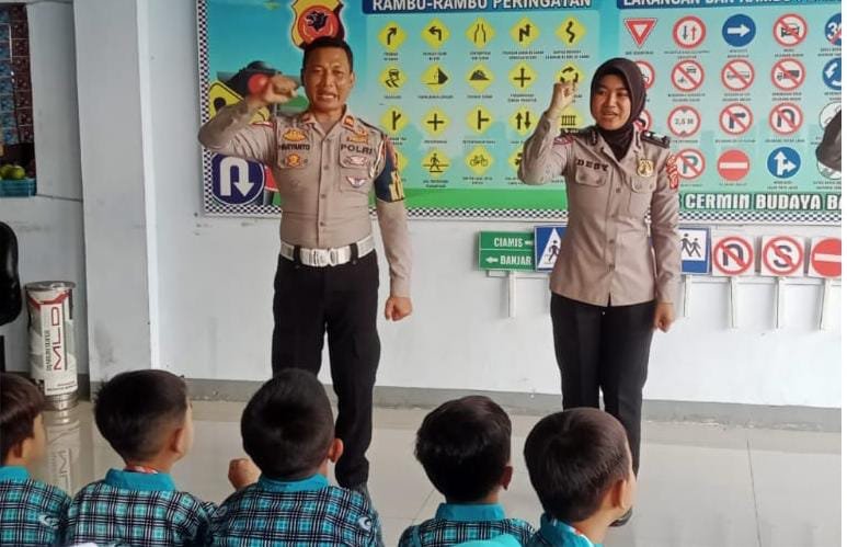 Sat Lantas Polres Ciamis Edukasi Siswa PAUD, Bentuk Generasi Emas 2045
