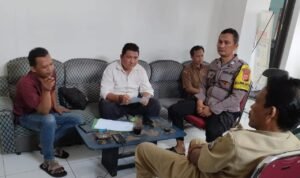 Perkuat Sinergitas, Polsek Cijeungjing Polres Ciamis Koorkom ke Warga Desa Kertaharja