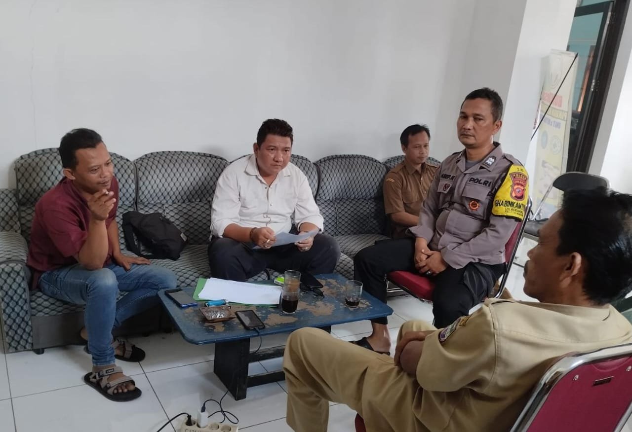 Perkuat Sinergitas, Polsek Cijeungjing Polres Ciamis Koorkom ke Warga Desa Kertaharja
