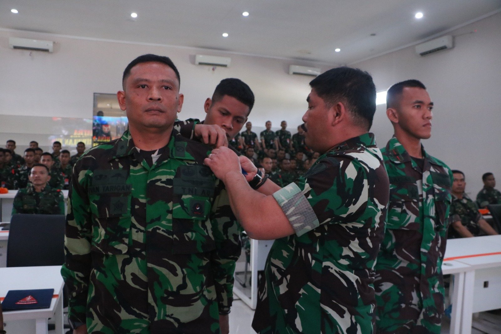 Dankopasgat Membuka Latihan Bina Matra Kopasgat Tahun Anggaran 2024