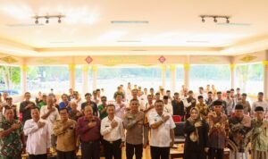 Polres Ciamis Silaturahmi Dengan Warga Kawali Ciptakan Suasana Pilkada Damai