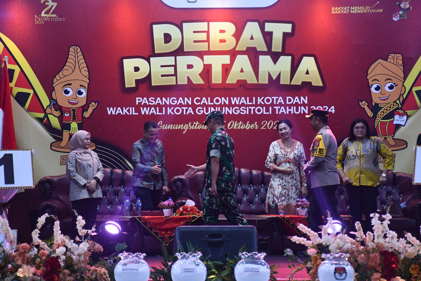 Monitoring Kegiatan Debat Publik tahap I Paslon Walikota & Wakil Walikota