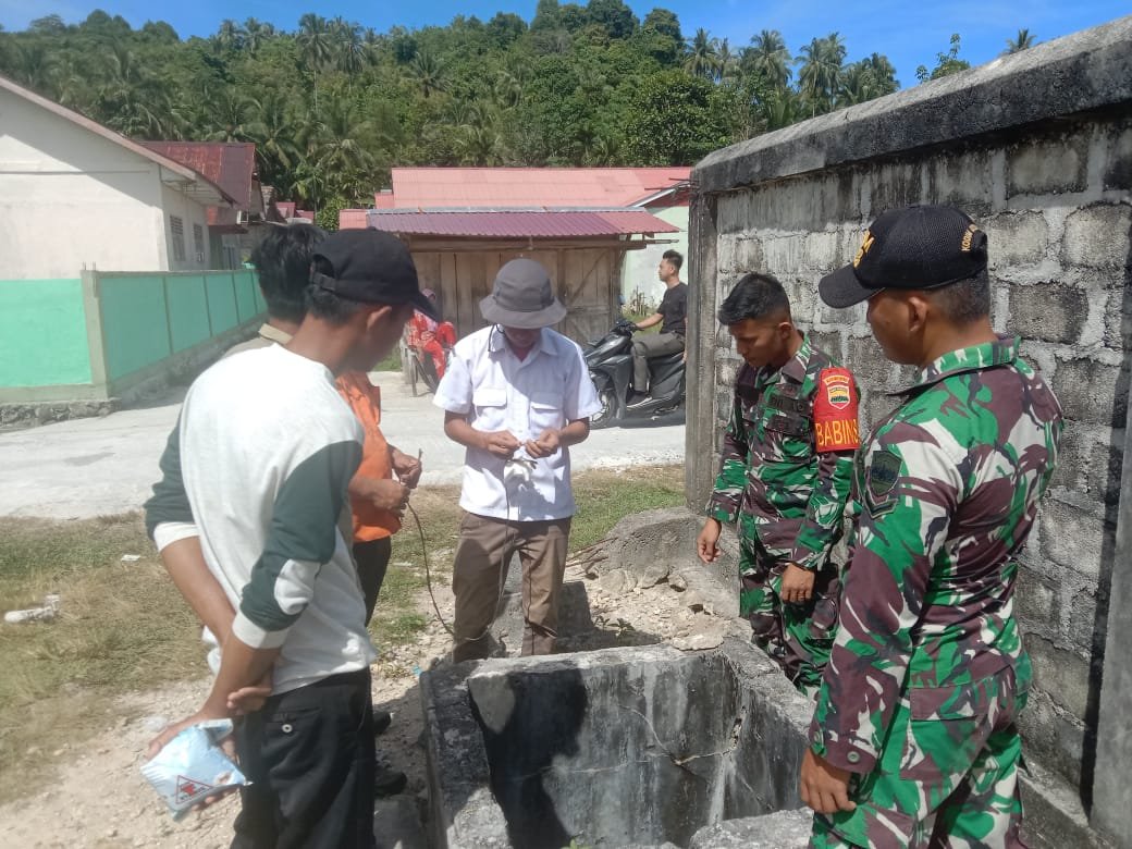 Pemberantasan Sarang Nyamuk di Nias Selatan oleh Satgas Terpadu Tanggap Darurat