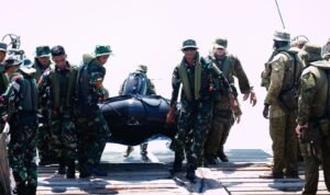Prajurit Hiu Petarung TNI AL Laksanakan Latihan Pendaratan Amfibi di Pulau Bathrust, Australia