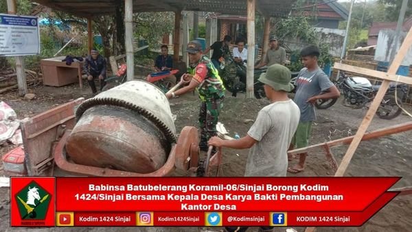 Babinsa Batubelerang Koramil-06/Sinjai Borong Kodim 1424/Sinjai Bersama Kepala Desa Karya Bakti Pembangunan Kantor Desa Babinsa Batubelerang Koramil-06/Sinjai Borong Kodim 1424/Sinjai Bersama Kepala Desa Karya Bakti Pembangunan Kantor Desa