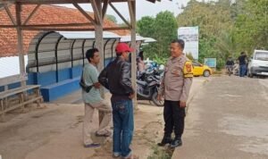 Cooling System Polsek Rajadesa Polres Ciamis Koorkom Bersama Tokoh di Desa Sirnabaya Cooling System Polsek Rajadesa Polres Ciamis Koorkom Bersama Tokoh di Desa Sirnabaya