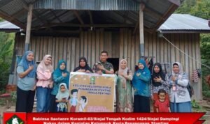 Babinsa Saotanre Koramil-03/Sinjai Tengah Kodim 1424/Sinjai Dampingi Nakes dalam Kegiatan Kelompok Kerja Penanganan Stunting