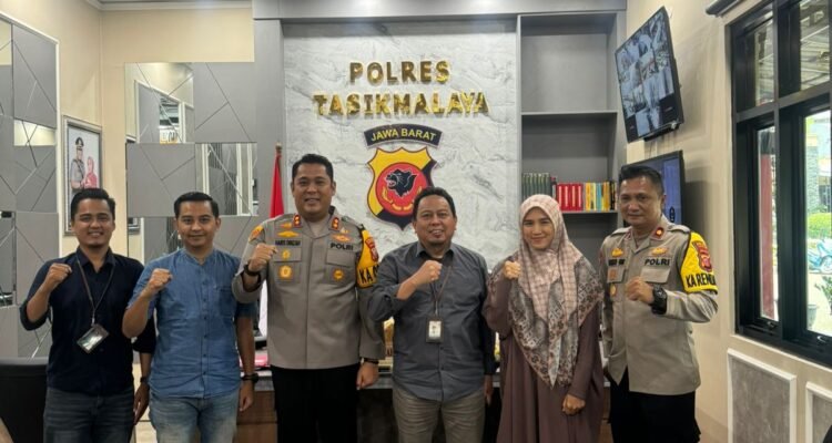 Peran BUMN Dalam Memperingati Hari Sumpah Pemuda PLN UP3 Tasikmalaya Perkuat Sinergi Dengan Polres Kabupaten Tasikmalaya Untuk Tingkatkan Kualitas Layanan Publik