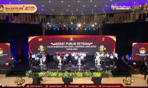 PENGAMANAN DEBAT PUBLIK PAMUNGKAS KE-3 PASANGAN CALON GUBERNUR DAN WAKIL GUBERNUR JABAR 2024 BERJALAN KONDUSIF PENGAMANAN DEBAT PUBLIK PAMUNGKAS KE-3 PASANGAN CALON GUBERNUR DAN WAKIL GUBERNUR JABAR 2024 BERJALAN KONDUSIF