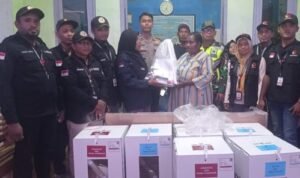 Babinsa Kodim 1802/Sorong Sukseskan Pendistribusian Logistic Pilkada Serentak Tahuan 2024 Babinsa Kodim 1802/Sorong Sukseskan Pendistribusian Logistic Pilkada Serentak Tahuan 2024