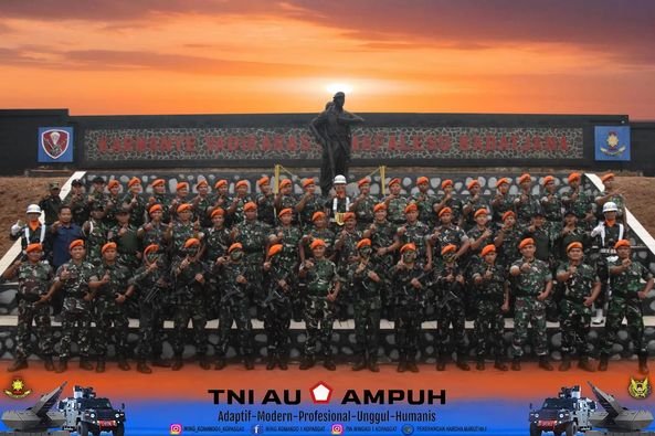 WING KOMANDO I KOPASGAT GELAR TRADISI PEMBARETAN DAN UPACARA PEMBARETAN