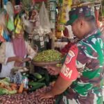 Ciptakan Keamanan Dan Pantau Harga Sembako Babinsa Jepon Sambangi Pasar