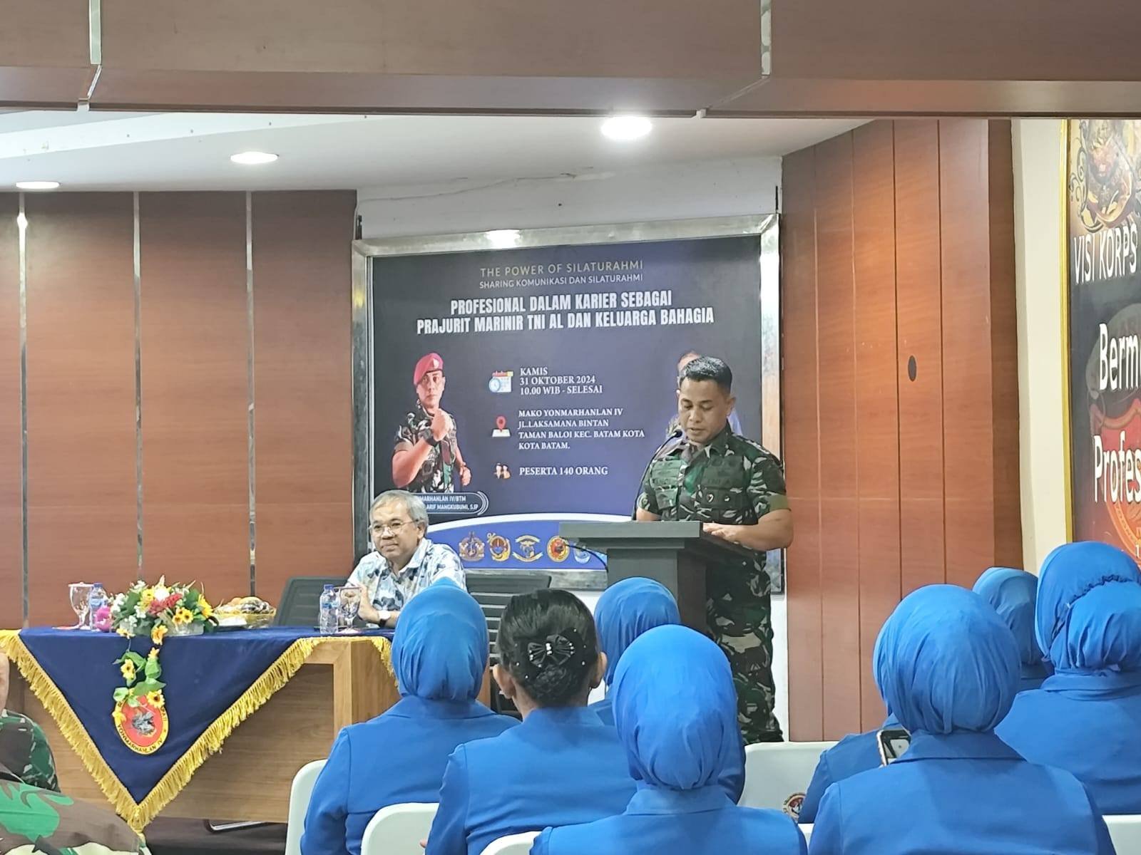 Keluarga Besar Yonmarhanlan IV Terima Sosialisasi dari Pakar Komunikasi dan Motivator Nasional