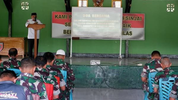 Kodim 1424/Sinjai Gelar Doa Bersama Dalam Rangka Wujudkan Pilkada Damai Dirangkaikan Makan Gratis Di Wilayah Kab Sinjai 
