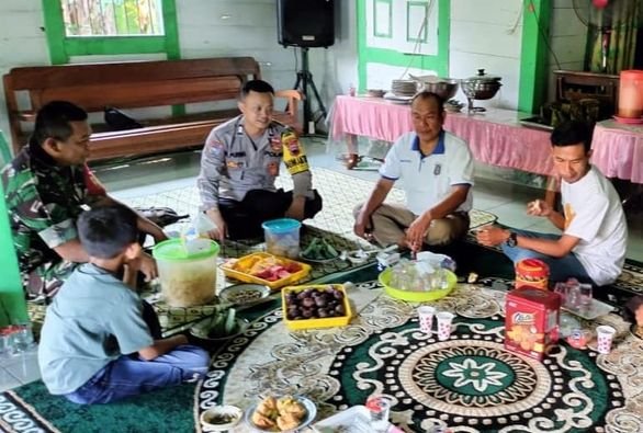 Melalui Komsos Babinsa dan Bhabinkamtibmas Gadon Silaturahmi Dengan Warga Binaan