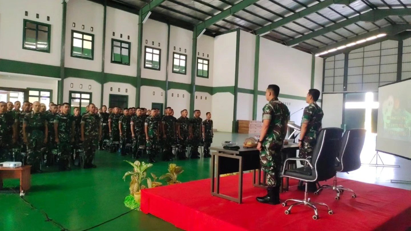 BRIGIF 3 KOSTRAD SOSIALISASIKAN KEAMANAN SIBER UNTUK PRAJURIT DI ERA DIGITAL