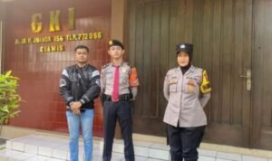 48689257-85F8-48FC-AEE8-F56A6A725685