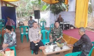 C765041B-47D0-40CA-823D-07BB9CD666E7