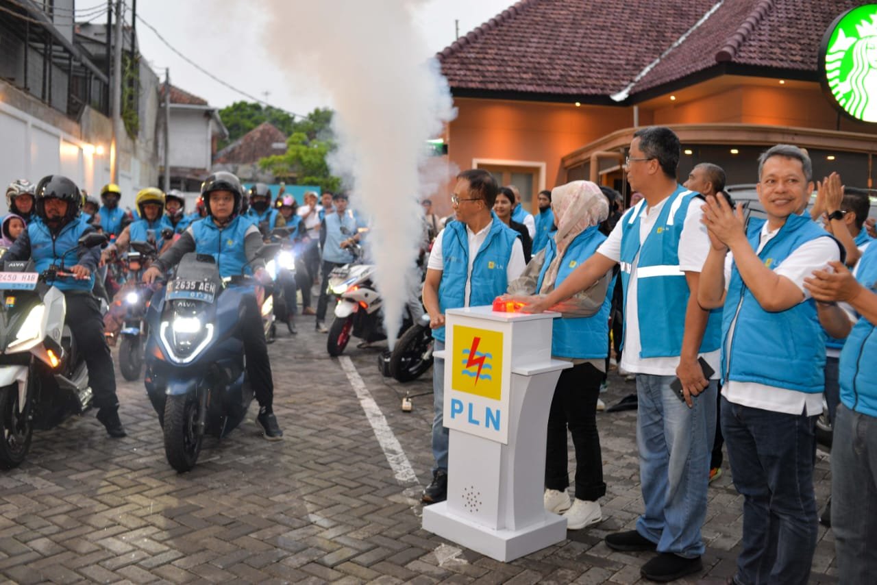 Akselerasi Ekosistem Kendaraan Listrik,SPKLU PLN di Jabar Semakin Menjamur