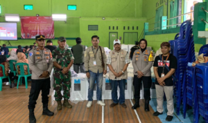 Polsek Kawali Polres Ciamis Amankan Gudang Logistik di PPK Jatinagara Jelang Pencoblosan Polsek Kawali Polres Ciamis Amankan Gudang Logistik di PPK Jatinagara Jelang Pencoblosan
