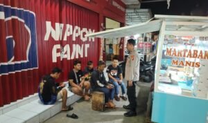 Berikan Rasa Nyaman Polsek Rajadesa Polres Ciamis Intens Patroli KRYD ke Pemukiman Warga