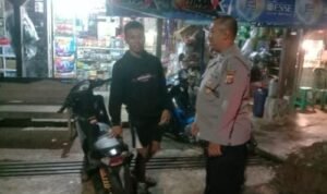 Berikan Rasa Nyaman Polsek Cimaragas Patroli Biru Antisipasi Gangguan Kamtibmas Saat Malam