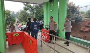 Cipta Kondisi Polsek Cipaku Polres Ciamis Monitoring Kawasan Obwis di Desa Jalatrang