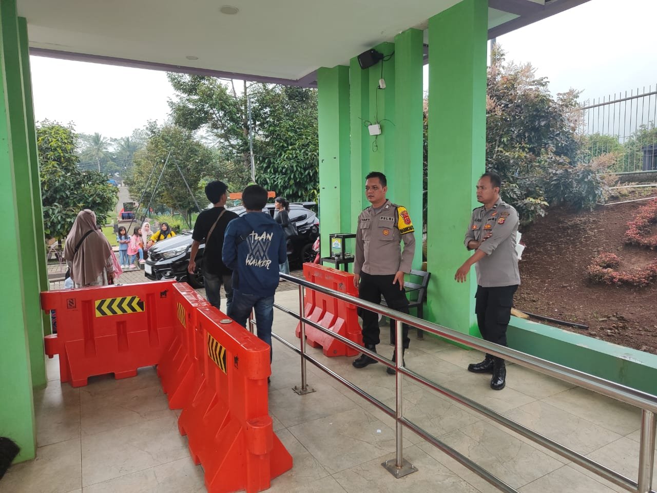 Cipta Kondisi Polsek Cipaku Polres Ciamis Monitoring Kawasan Obwis di Desa Jalatrang