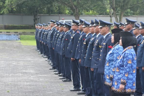 Yonko 468 Kopasgat Melaksanakan Upacara Hari Bela Negara