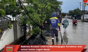 Babinsa Koramil 1420-03/Maritengngae Kerahkan alat solusi instan cegah Banjir