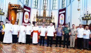 Panglima TNI Tinjau Pelaksanaan Misa Malam Natal di Gereja Katedral