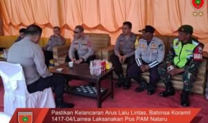 Pastikan Kelancaran Arus Lalu Lintas Babinsa Koramil 1417-04/Lainea Laksanakan Pos PAM Nataru