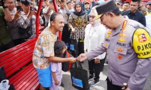 Kapolri Lakukan Peninjauan Kesiapan Operasi Lilin 2024 di KM 57 Karawang