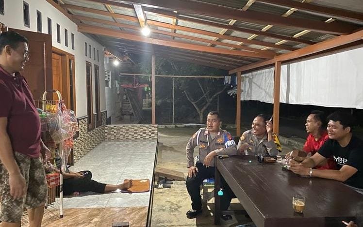Cegah Tindak Kriminalitas di Malam Hari Polsek Pamarican Polres Ciamis Patroli Biru
