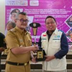 YBM PLN UP3 Tasikmalaya Terima Penghargaan dari Pemerintah Daerah Ciamis atas Bantuan Sarana Usaha kepada Keluarga Penerima Manfaat PKH YBM PLN UP3 Tasikmalaya Terima Penghargaan dari Pemerintah Daerah Ciamis atas Bantuan Sarana Usaha kepada Keluarga Penerima Manfaat PKH