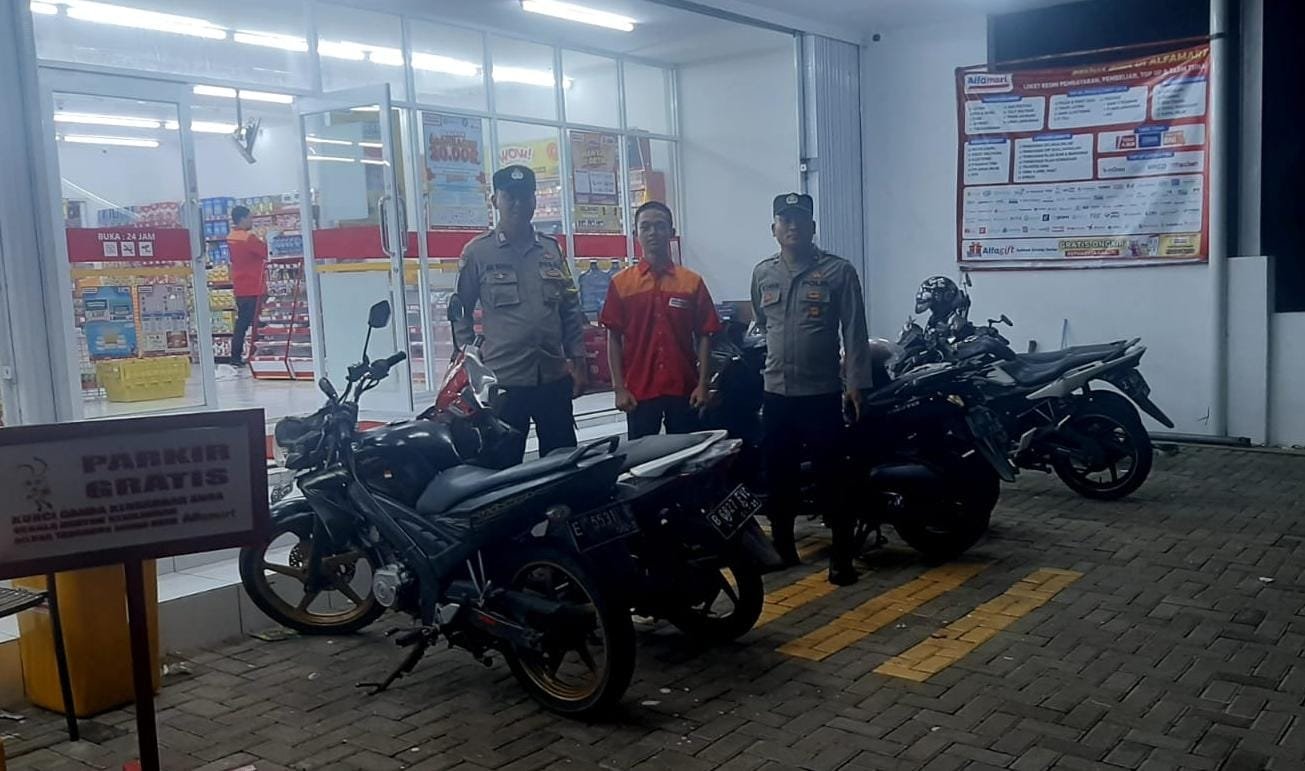 Berikan Rasa Aman di Malam Hari Polsek Cijeungjing Polres Ciamis Intens Patroli Biru