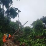 326 Petugas PLN UID Jabar “All Out” Pulihkan Kelistrikan di Sukabumi dan Cianjur