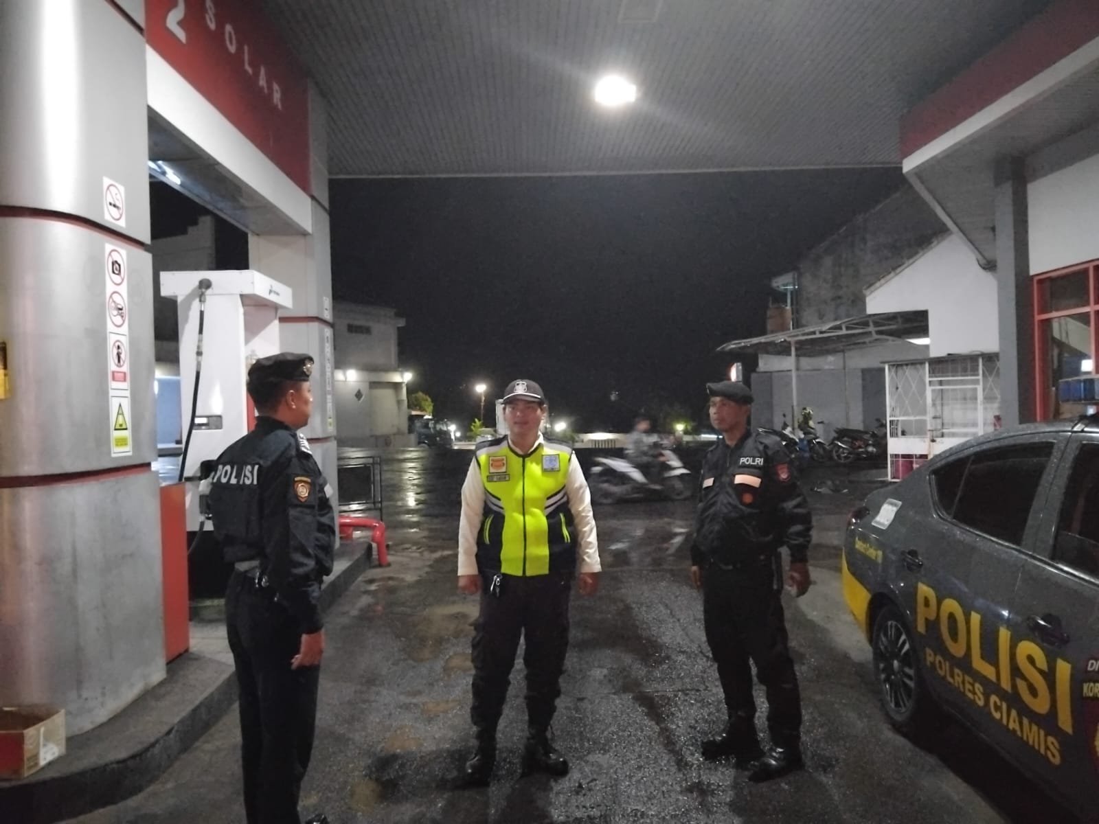 Cegah Tindak Kriminalitas Sat Samapta Polres Ciamis Beri Himbauan Kamtibmas ke SPBU