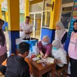 Srikandi PLN Jabar dan YBM Gelar Trauma Healing dan Pemeriksaan Kesehatan Gratis bagi Korban Bencana Sukabumi