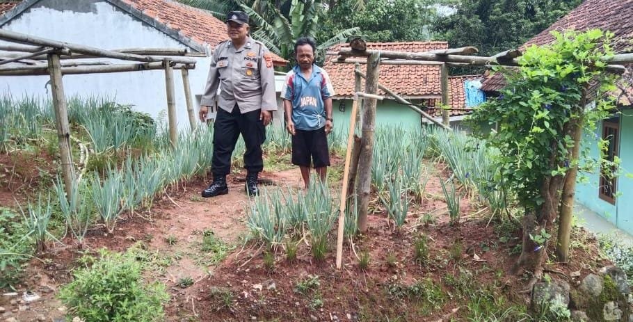 BHABINKAMTIBMAS DESA CITEREUP AJAK WARGA DUKUNG KETAHANAN PANGAN DAN JAGA KAMTIBMAS