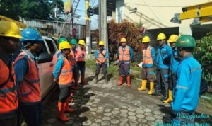 Tim Recovery PLN UP3 Tasikmalaya Beraksi di Sukabumi Percepat Pemulihan Sistem Kelistrikan Paska Bencana