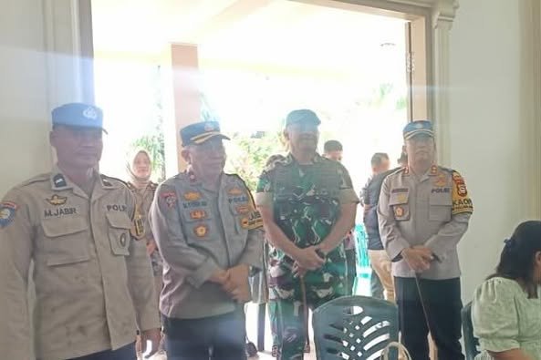 Perayaan Natal 2024 di Kabupaten Pinrang Berlangsung Aman dan Damai Dandim 1404/Pinrang Apresiasi Aparat keamanan Dan Masyarakat